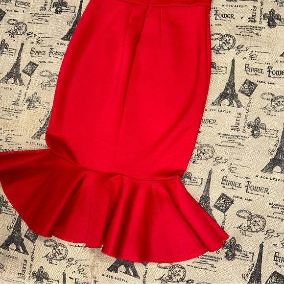 Express Women NWOT! Hot Red Strapless Scuba Flounce Stretch Dress Size 8 - Picture 12 of 17